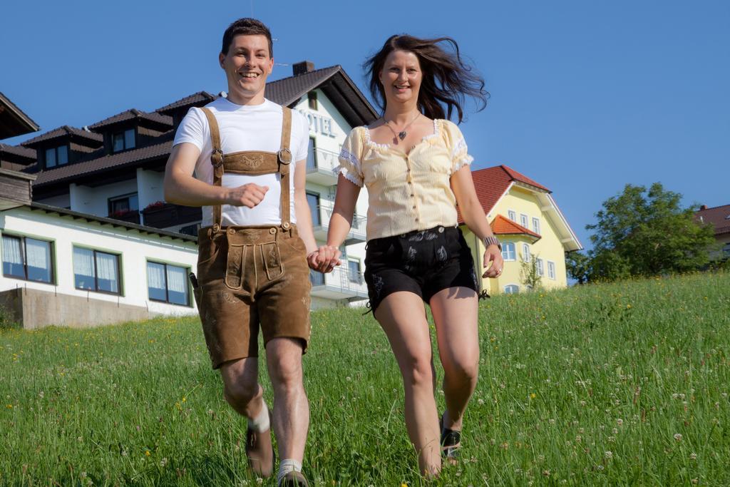 Urlaubshotel Binder Buchlberg ภายนอก รูปภาพ
