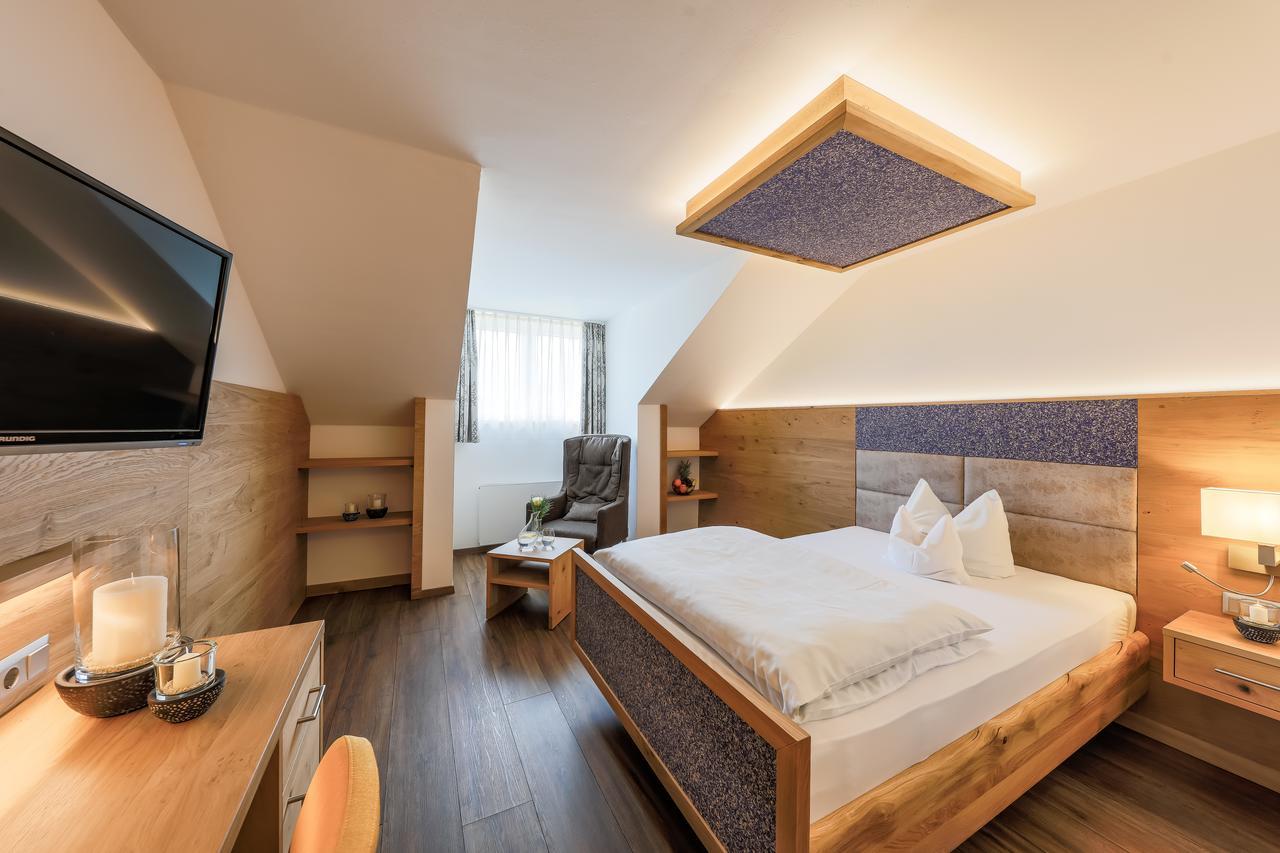 Urlaubshotel Binder Buchlberg ภายนอก รูปภาพ